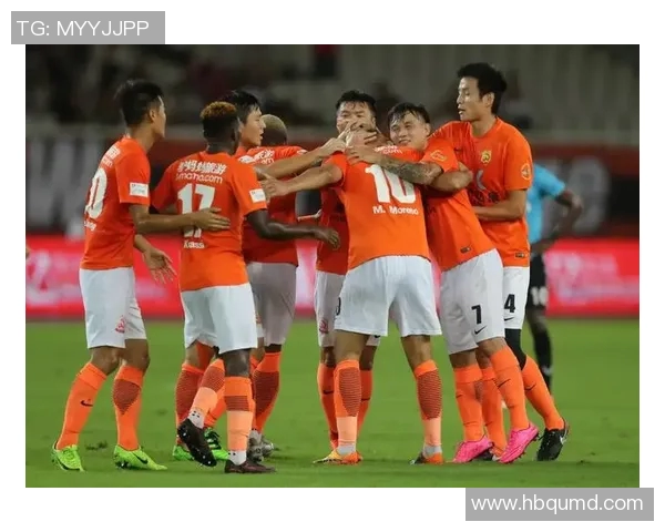 深圳足球队技术争议引发热议球迷与专家各执己见探讨真相